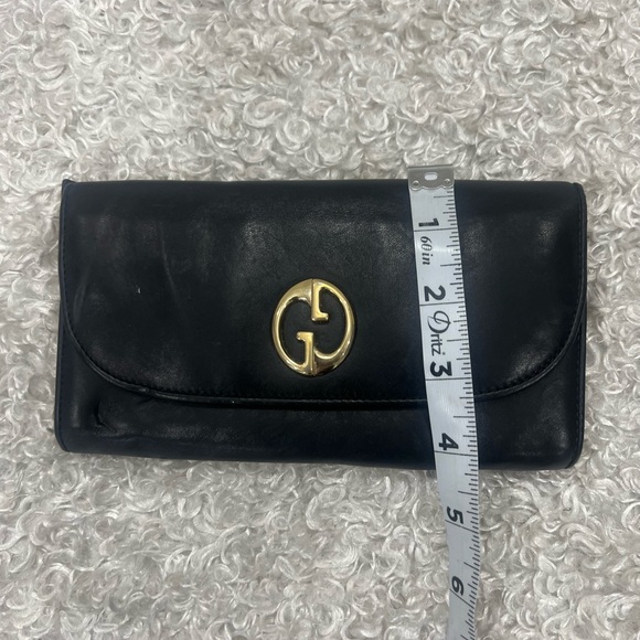 Gucci GG Leather Continental Wallet - Picture 9 of 9